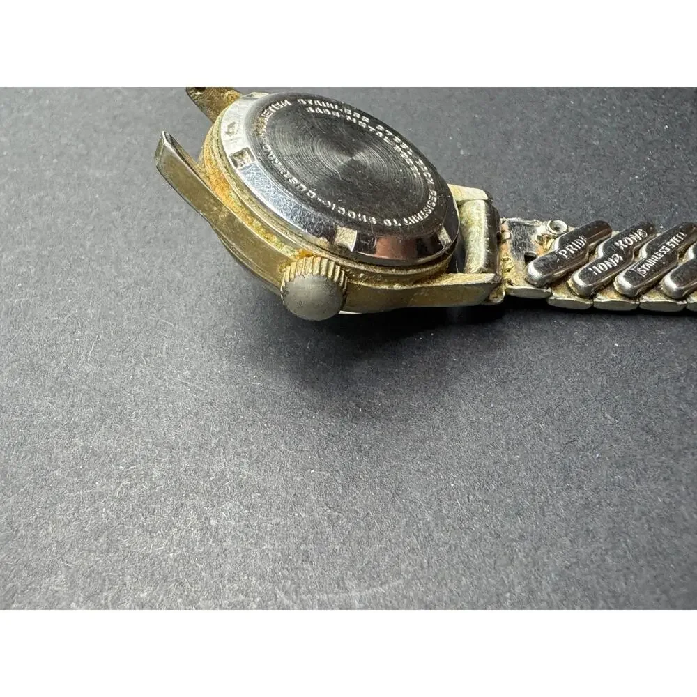 Vintage Henri Gireaux 17 Jewels Silver Tone Ladies Swiss Made Watch Manual Wind